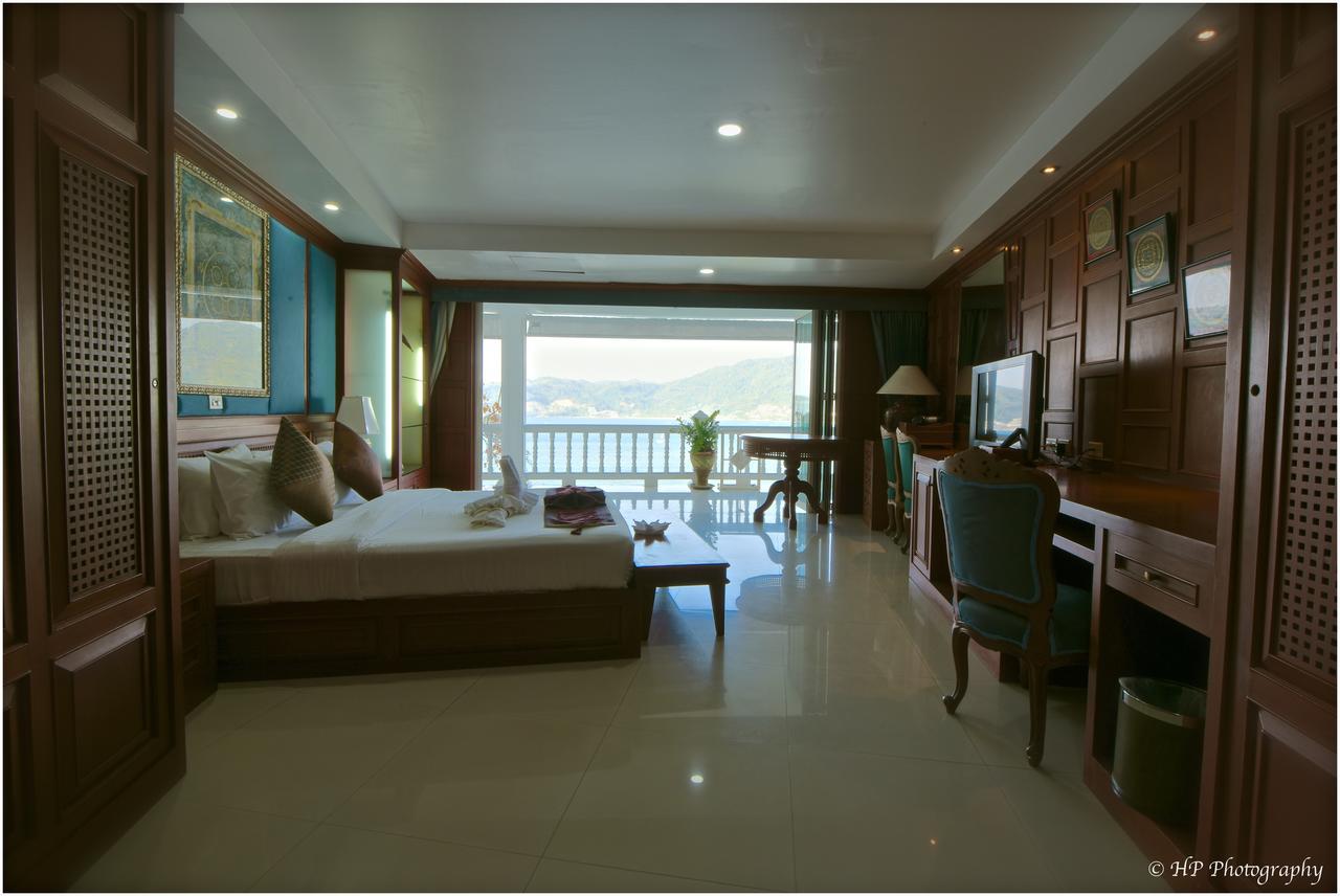 Villa Regtuk Patong Exterior foto